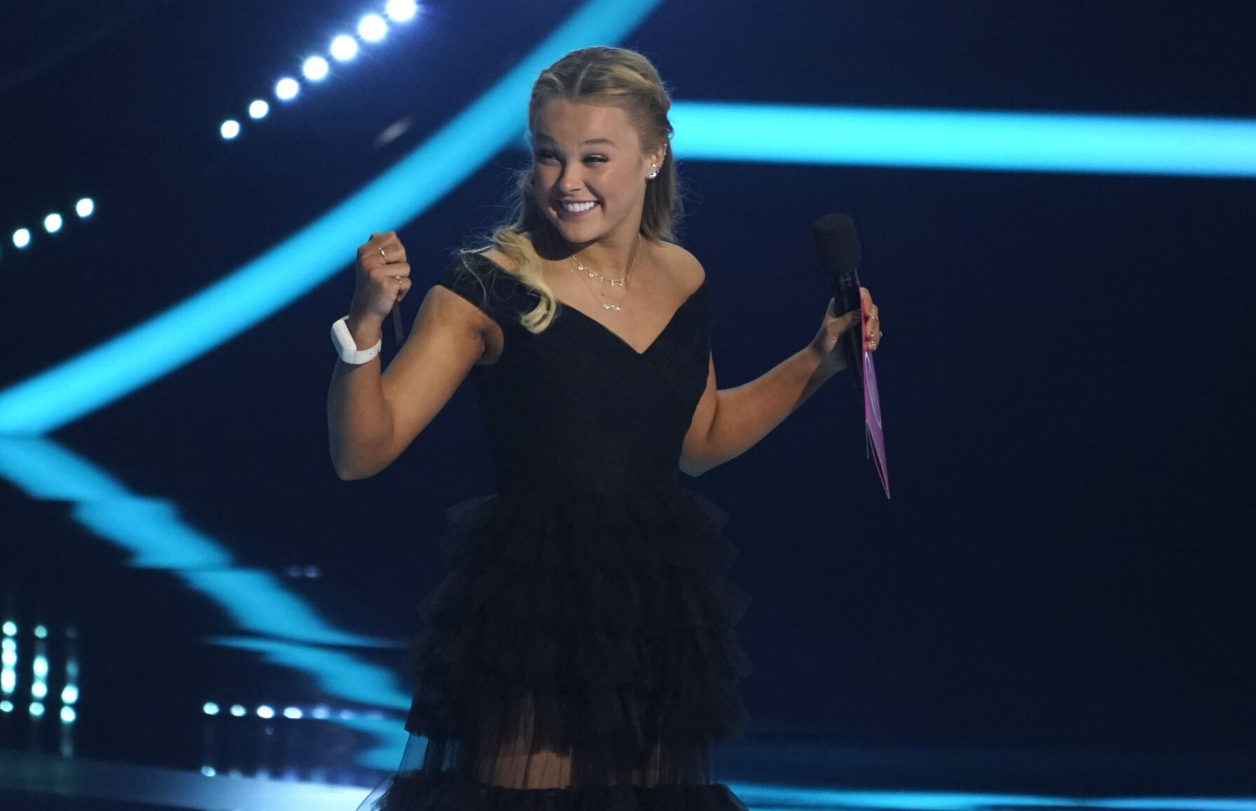 2021 American Music Awards - Show